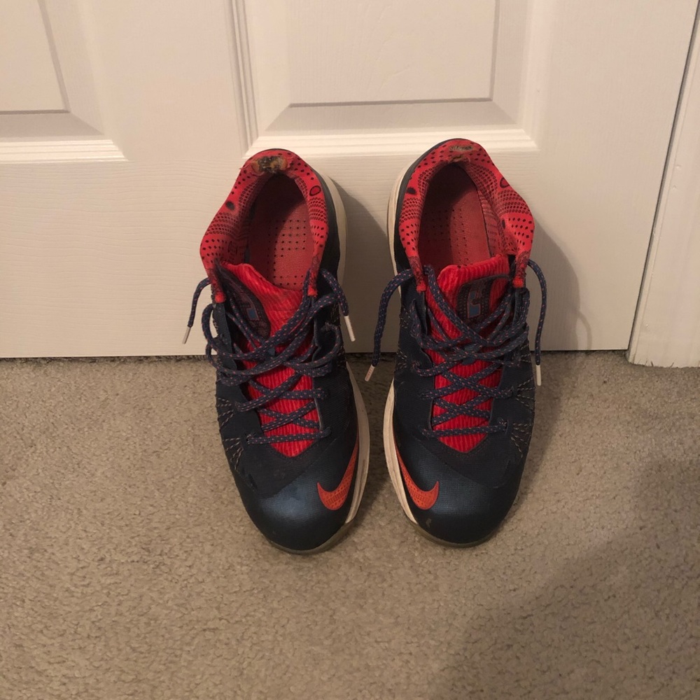 Nike Lebron 10 Low “USA”. Size 11